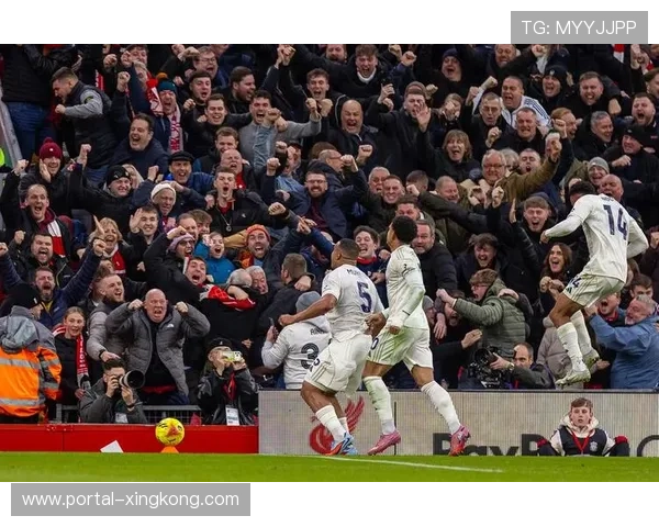 利物浦凭借快速反击战术击败曼城 展现英超赛季新风格 利物浦凭借快速反击战术击败曼城 展现英超赛季新风格